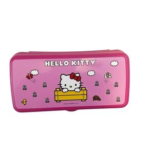 Hello Kitty 2011 Tupperware Pink Latching Container